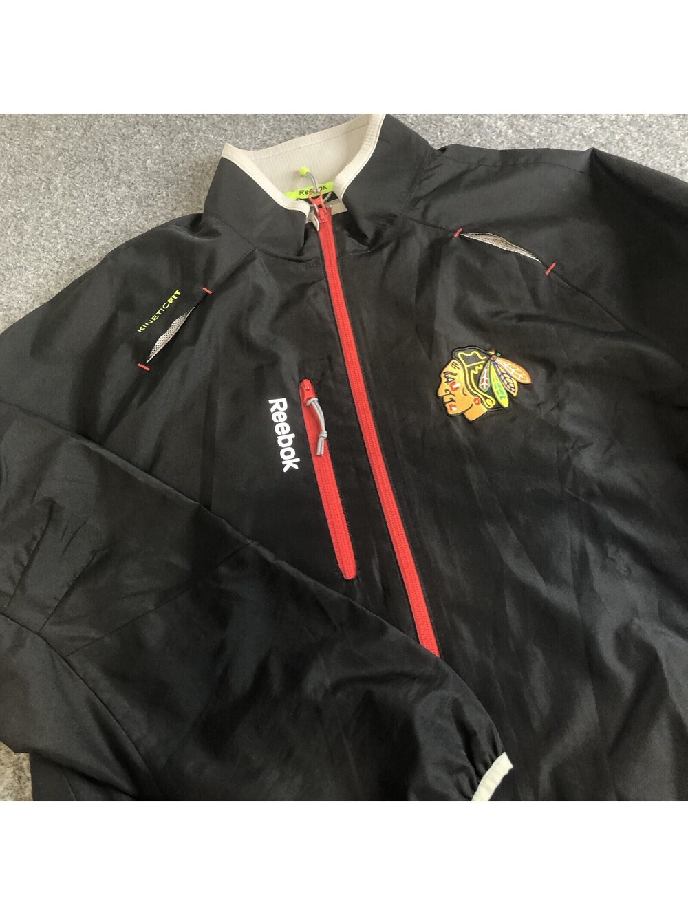 Reebok Center Ice Chicago Blackhawks Jacket Mens Large Kineticfit Vented NHL